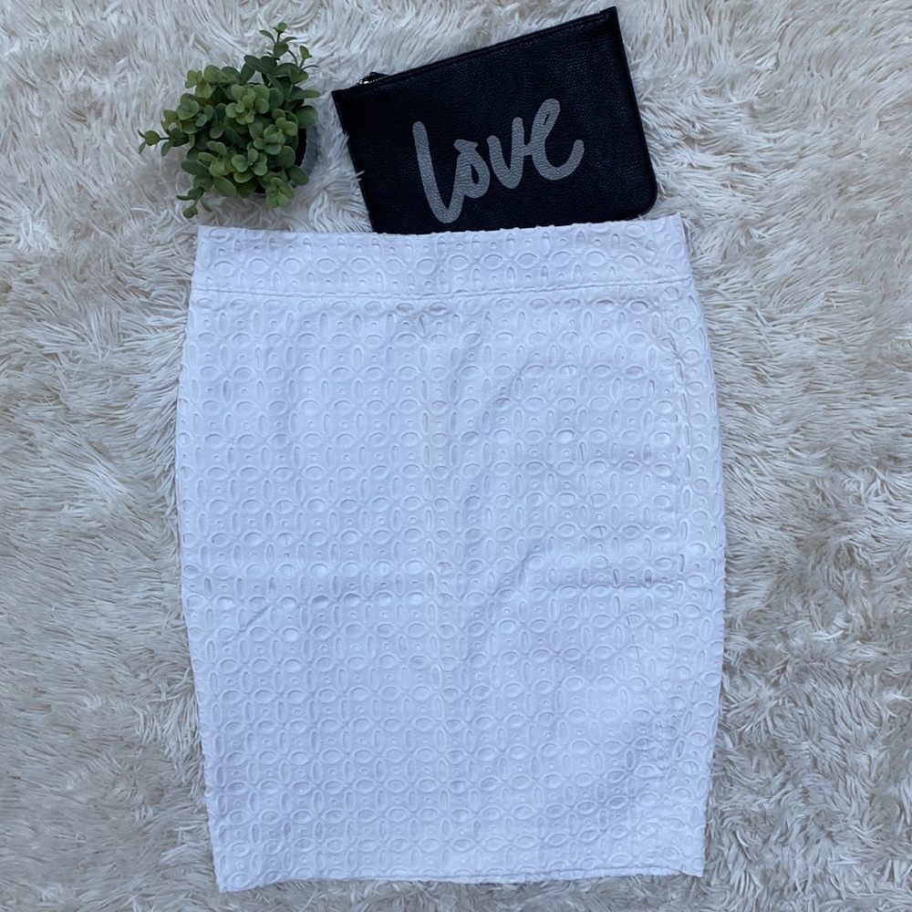 Loft Embroidered Eyelet Pencil Skirt 💗 White - Picture 3 of 14
